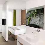 Inndependence Hotel 3*