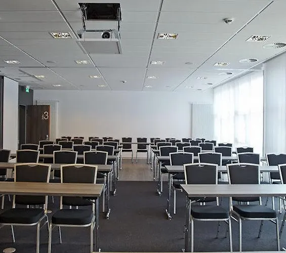 Inndependence Hotel 3*